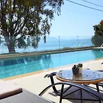 Almyra Seafront 4* ליגיה