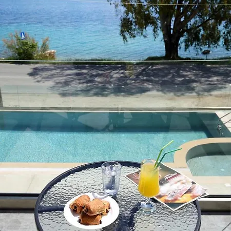 아파트호텔 Almyra Seafront 4*