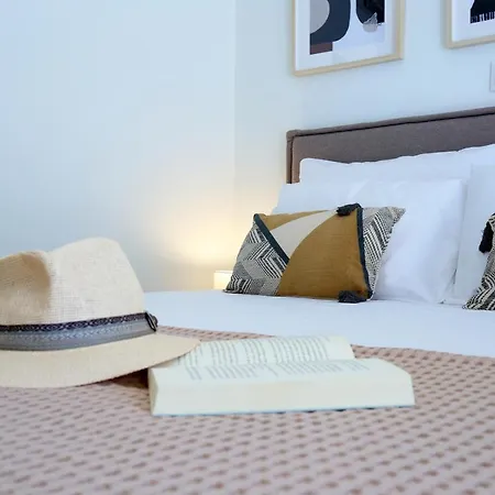 Aparthotel Almyra Seafront