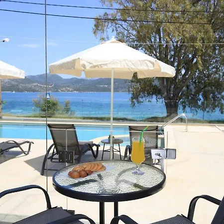 Almyra Seafront 아파트호텔 4*