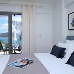 Almyra Seafront شقة فندقية
