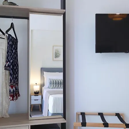 Апарт-отель Almyra Seafront